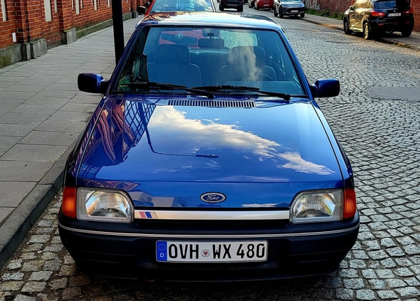 Ford Escort cena 12000 przebieg: 71000, rok produkcji 1989 z Łódź małe 781